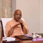 दिव्यांगजनों को डिजिटल सशक्त बना रही योगी सरकार, स्मार्टफोन-टैबलेट से बढ़ी पहुंच