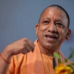 पत्रकारों के सवालों पर गाली-गलौच व हाथापाई पर उतारू हो जाते हैं अखिलेश: सीएम योगी