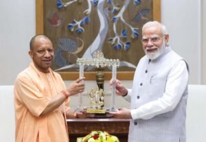 मुख्यमंत्री योगी आदित्यनाथ ने नई दिल्ली में की प्रधानमंत्री नरेन्द्र मोदी से शिष्टाचार भेंट
