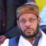 ब्राह्मणों की सहनशीलता को कमजोरी मत समझिए… सपा कार्यालय के बाहर लगी होर्डिंग पर मंत्री मनोज पांडेय का तीखा हमला