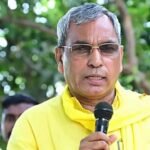 चुनाव हुआ नहीं, सपा में बंटने लगे मंत्री पद, राजभर ने अखिलेश पर कसा तंज