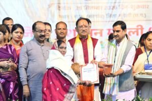 आंगन मिलन सेवा से उत्सव स्थल बने आंगनबाड़ी केंद्र, पहले दिन 97 हजार से अधिक लोगों की सहभागिता