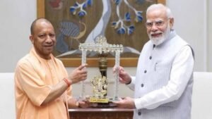 PM मोदी से मिले CM योगी, PM आवास पर लंबी बैठक; इन अहम मुद्दों पर हुई चर्चा