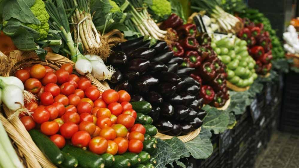 सब्जियों पर रंगीन लाइट लगाने वालों पर एक्शन, चंडीगढ़ निगम सख्त