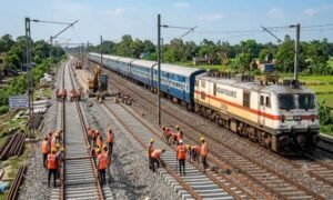 Gwalior से चलने वाली 7 ट्रेनों के रूट बदले, तीसरी रेल लाइन के काम के चलते लिया फैसला