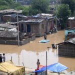 हार में बाढ़ का कहर: 13 जिलों में 28 लाख आबादी प्रभावित, गंगा समेत कई नदियां उफान पर