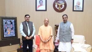 योगी से मिले BJP के नए यूपी प्रभारी विनोद तावड़े, 2027 चुनाव रणनीति पर मंथन