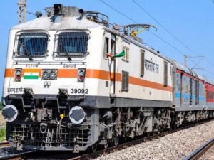 दिवाली-छठ पर बिहार जाने वालों के लिए खुशखबरी, दिल्ली से चलेंगी कई स्पेशल ट्रेनें