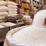 त्योहारों से पहले बड़ी राहत, चीनी के दाम ₹72 से गिरकर ₹50 किलो पहुंचे