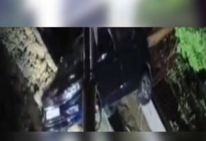 भोपाल में जमीन धंसी, कई कारें दबीं; 8 मंजिला बिल्डिंग की नींव पर भी मंडराया खतरा