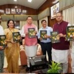 मनोरमा कृषि रक्षक: मोबाइल ऐप से किसानों को मौसम, बीमारी और बाजार की जानकारी