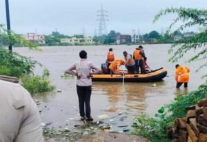 मध्यप्रदेश में फिर झमाझम बारिश का अलर्ट, 19 जिलों में भारी बारिश; ग्वालियर-चंबल के 6 जिलों में स्कूल बंद
