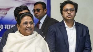 मायावती का बड़ा फैसला, आकाश आनंद और बहन को BSP में नहीं मिलेगी कोई जिम्मेदारी; ईशान को करेंगी आगे