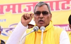 अवैध इमारत के मलबे पर फातिहा पढ़ेंगे अखिलेश? सहारनपुर मुद्दे पर ओपी राजभर का तीखा सवाल