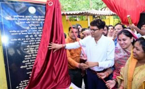 कोड़ातराई में 1.21 करोड़ रुपये की लागत से बनेगा पीएम स्कूल भवन, वित्त मंत्री ओ.पी. चौधरी ने किया भूमिपूजन