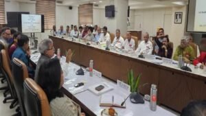 रेल कर्मचारियों के बोनस पर बड़ा अपडेट, पुराने सीलिंग हटाकर नए आधार पर भुगतान की मांग