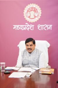 दिवंगत शिक्षकों-कर्मचारियों के परिवारों का पूरा ध्यान रख रहे सीएम डॉ. मोहन, किस बात पर कर रहे फोकस?