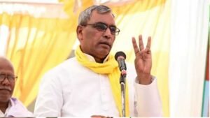 ‘सत्ता में तो कब्रिस्तान दिख रहा था, आज सम्राट अशोक की बात कर रहे हो’- अखिलेश पर बरसे ओपी राजभर