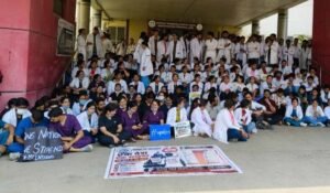 इंदौर में ‘वन नेशन-वन स्टाइपेंड’ पर आर-पार, MY अस्पताल में जूनियर डॉक्टरों की हड़ताल से सेवाएं प्रभावित