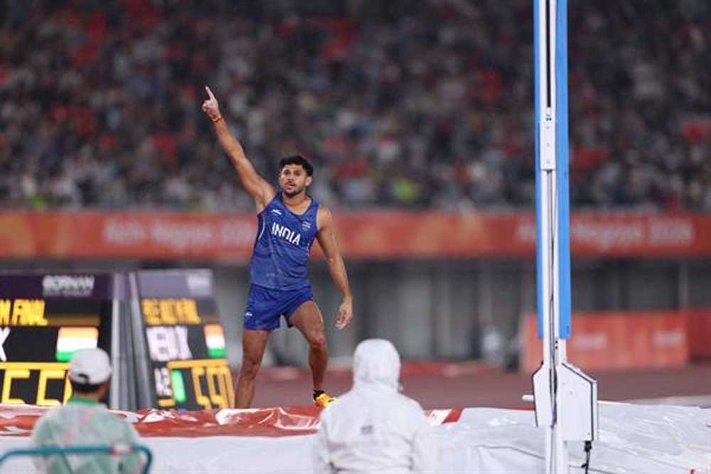 एशियन गेम्स में देव कुमार मीना का ऐतिहासिक प्रदर्शन, 5.50 मीटर की छलांग से बनाया नया राष्ट्रीय रिकॉर्ड