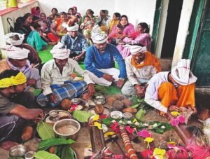 बस्तर में नवाखाई तिहार की शुरुआत, इंद्रावती तट पर लगी विशेष सेवा अर्जी