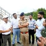 जांजगीर-चांपा में उफान पर महानदी, कलेक्टर-SP ने बाढ़ प्रभावित इलाकों का लिया जायजा
