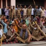 हरियाणा में सफाईकर्मियों का उग्र प्रदर्शन, ठेकेदार से हाथापाई; सरकारी जीप के शीशे तोड़े