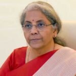 UPI चार्ज पर निर्मला सीतारमण की सफाई, ग्राहकों पर नहीं पड़ेगा बोझ