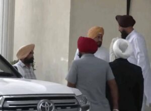 संसद रत्न अवार्ड लेने दिल्ली पहुंचे चन्नी, कांग्रेस की गुटबाजी पर वेणुगोपाल से करेंगे चर्चा!
