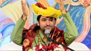 लुधियाना में बागेश्वर बाबा की एक झलक को उमड़ी भीड़