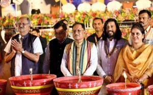श्रमवीरों के परिश्रम और पसीने से हो रहा समृद्ध छत्तीसगढ़ का निर्माण : मुख्यमंत्री  विष्णु देव साय