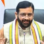 हरियाणा के 12 हजार अतिथि अध्यापकों ने अपनाई गांधीगिरी, सोशल मीडिया पर छेड़ा अभियान
