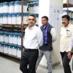 भोपाल में राजनीतिक दलों की मौजूदगी में खुला EVM गोदाम, कलेक्टर प्रियंक मिश्रा ने जांची सुरक्षा व्यवस्था