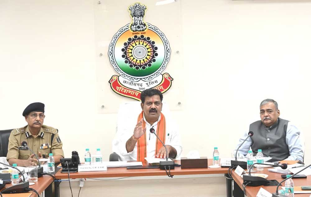 नवीन आपराधिक कानूनों के क्रियान्वयन में तेजी लाएं, प्रत्येक मापदंड पर दिखे ठोस सुधार- उप मुख्यमंत्री  विजय शर्मा