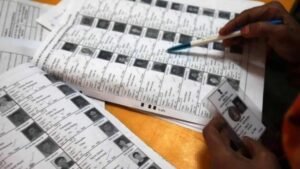 दिल्ली SIR में बड़ा खुलासा: जिंदा लोगों को बताया ‘मृत’, 47.7 लाख नाम ड्राफ्ट वोटर लिस्ट से हटे