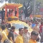 धीरेंद्र शास्त्री बोले- देश में जातिवाद नहीं, राष्ट्रवाद चाहिए; रथयात्रा में 7 वचनों की शपथ