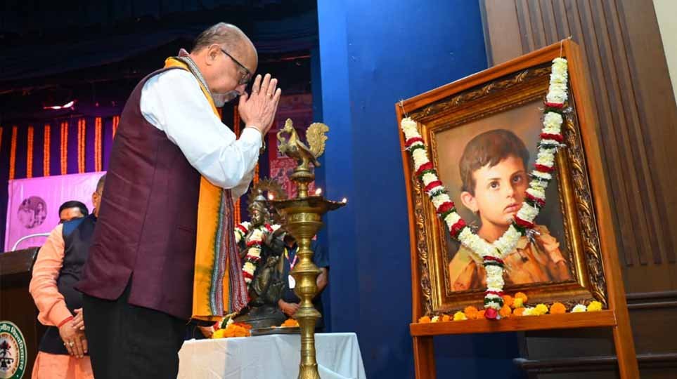 डिजिटल माध्यमों से छत्तीसगढ़ की लोककलाओं को दुनिया तक पहुंचाएं- राज्यपाल रमेन डेका