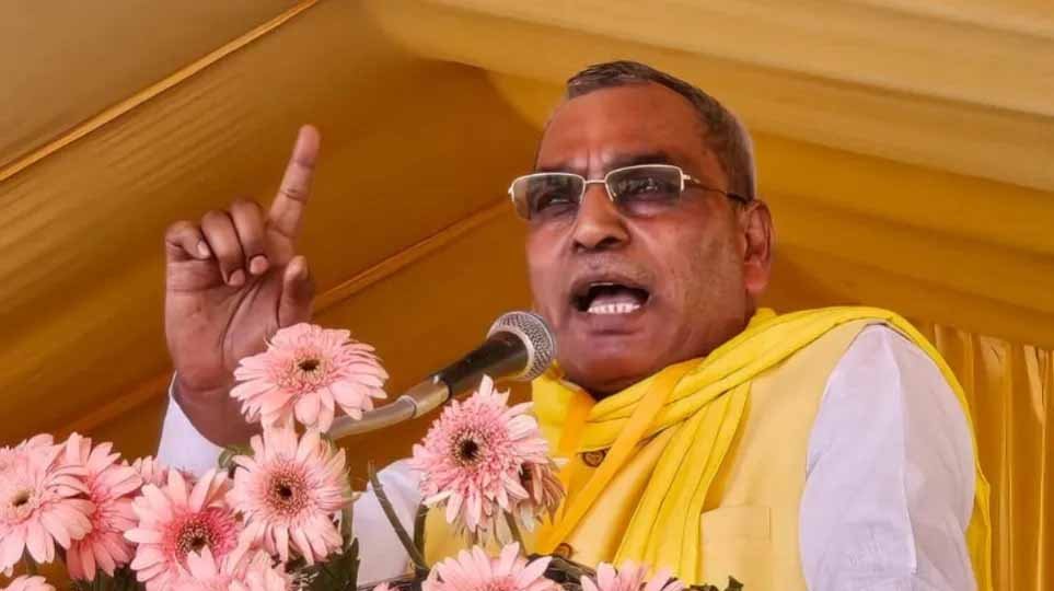 ‘दिल्ली में पिछलग्गू बनकर घूमने में मजा आ रहा है?’, ओमप्रकाश राजभर का अखिलेश पर तंज, बोले- सत्ताइस में सपा साफ