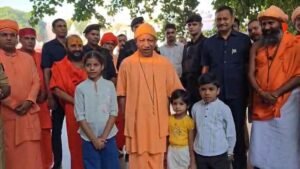 डिजिटल शिक्षा से निखरेंगी बेटियों की प्रतिभाएं, योगी सरकार में खान एकेडमी से गणित-विज्ञान को नई उड़ान