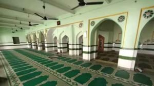 प्रधानमंत्री आवास के पास मस्जिद हटाने के आदेश पर भड़के ओवैसी, हाईकोर्ट जाने की तैयारी