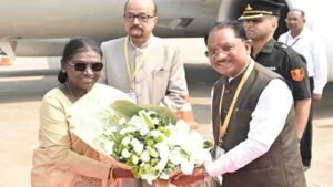 राष्ट्रपति श्रीमती द्रौपदी मुर्मु का छत्तीसगढ़ की पावन धरा पर आत्मीय स्वागत