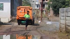 बाढ़ के बाद जनजीवन सामान्य बनाने में जुटा नगर निगम, सफाई और मच्छर नियंत्रण अभियान तेज