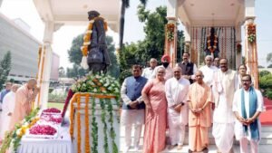 खादी के वस्त्रों पर 30 जनवरी तक 25 फीसदी छूट: मुख्यमंत्री योगी आदित्यनाथ