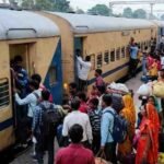 दीवाली पर रेलवे में सीटों की मारामारी, दिल्ली-भोपाल रूट की लंबी दूरी की ट्रेनें फुल