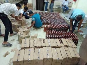 दरभंगा में शराब तस्करी का बड़ा खुलासा, टाइल्स गोदाम से 459 कार्टन विदेशी शराब बरामद