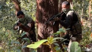 झारखंड में अब भी फरार 9 इनामी माओवादी, पुलिस की तलाश तेज; किसी पर 15 लाख तो किसी पर 10 लाख का इनाम