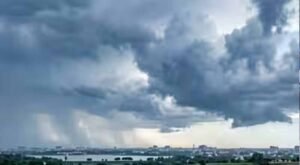 Punjab Weather: बारिश से लुढ़का पारा, कल से फिर बदलेगा मौसम; 3 जिलों में बारिश के आसार