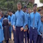 शिक्षक की मांग को लेकर सड़क पर उतरे दृष्टि-श्रवण बाधित स्कूल के बच्चे