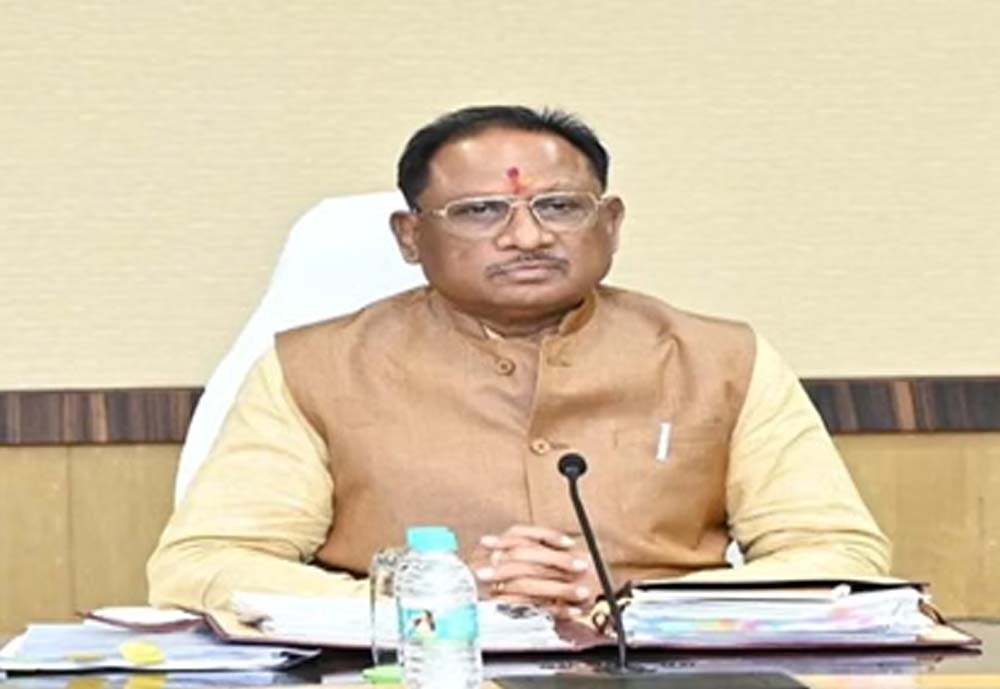 बारिश में सड़क पर नाव चलने की नौबत, CM साय ने सीवरेज सिस्टम सुधारने पर दिया जोर