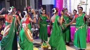 बलौदाबाजार में लोक नर्तक दलों ने सुआ नृत्य से मोहा दर्शकों का मन
